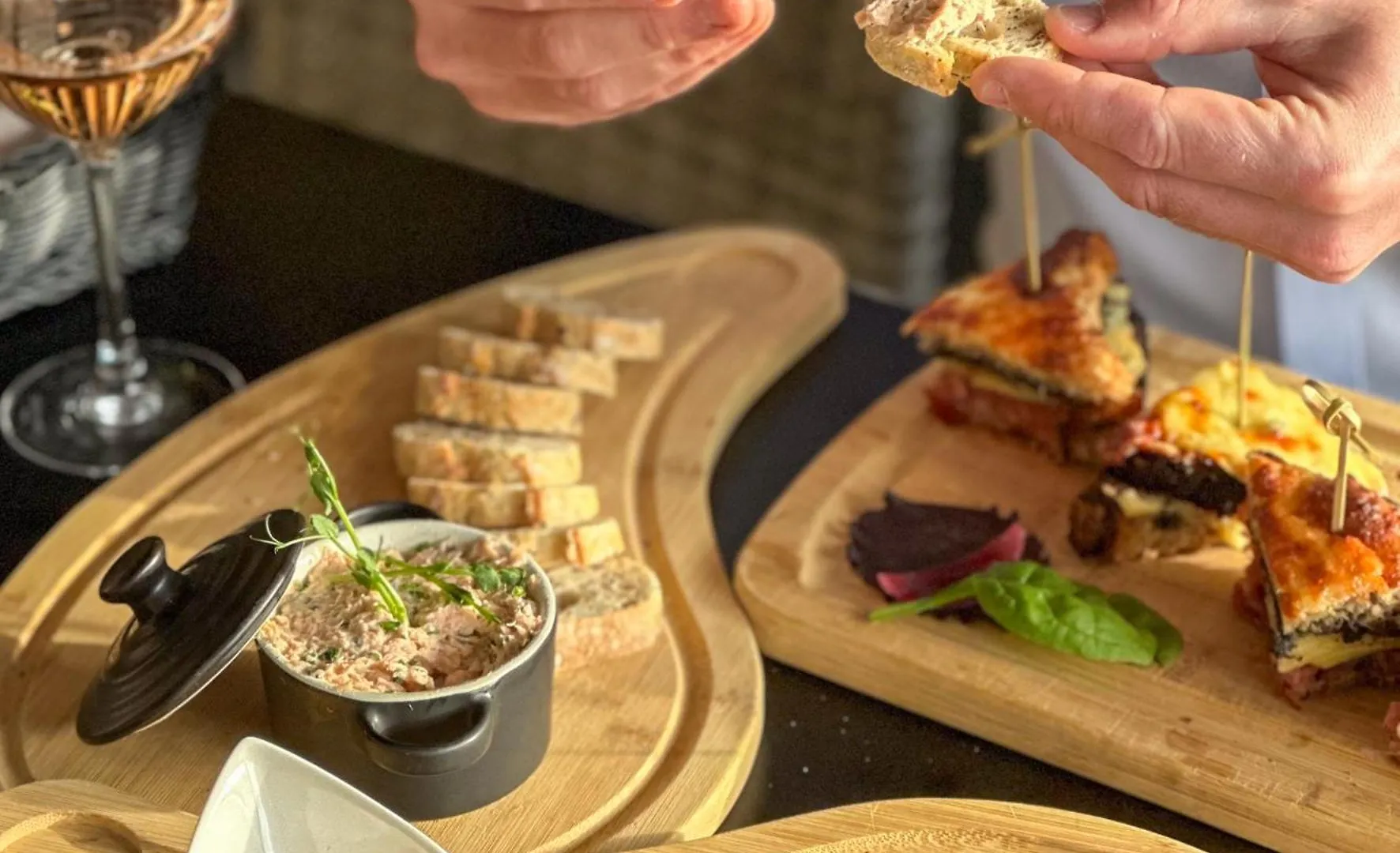 Brit Hotel - Restaurant Saint-Brieuc 랑규스
